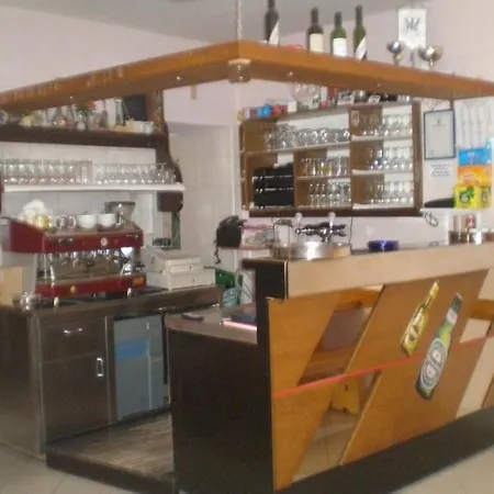 Pensión In With Air Conditioning, W-lan Susak